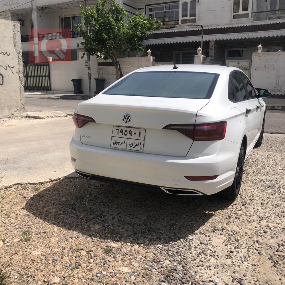 ڤۆڵکسواگن جێتا